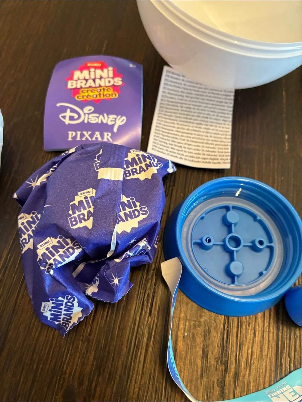Finding Nemo Finding Dory Mini Brands Snowglobe